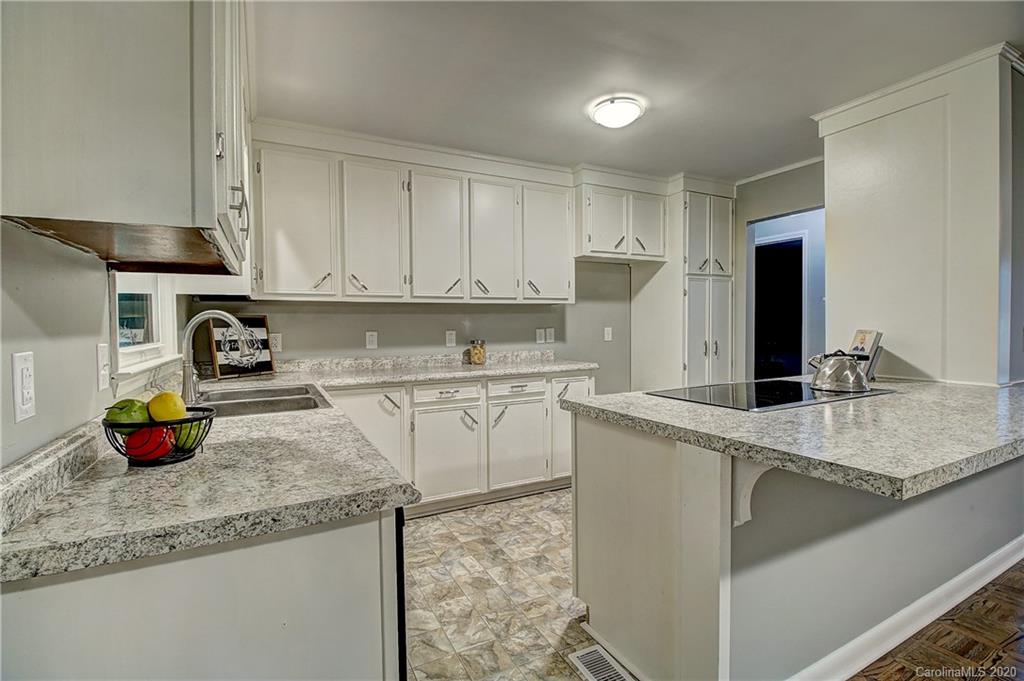 1319 Lithia Springs Road Shelby, NC 28150 - Photo 7 of 38 Gallery Image 7