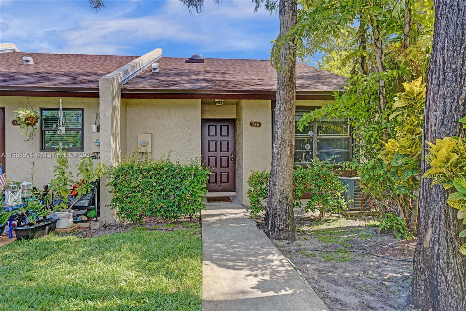 748 Northwest 47th St  