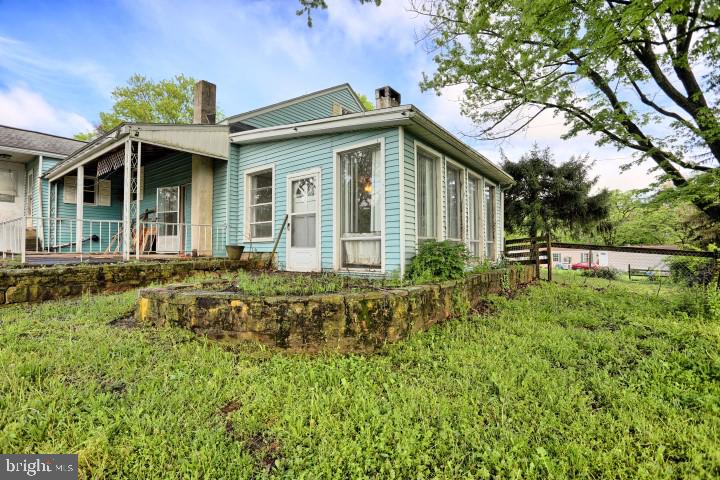 5181 Middle Ridge Road Newport, PA 17074 - Photo 2 of 53 Gallery Image 2