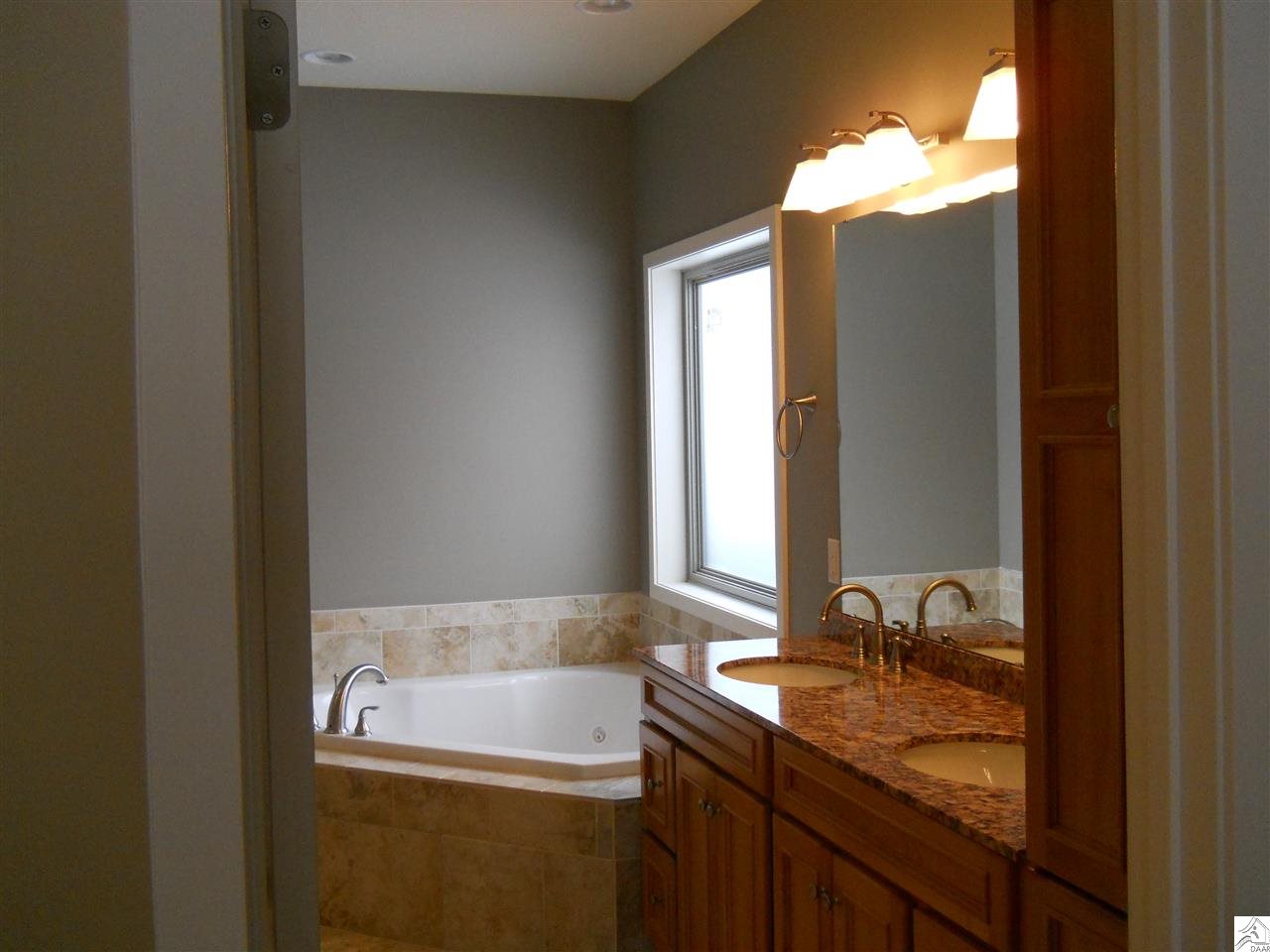 3 Valley View Lane Duluth, MN 55811 - Photo 11 of 12 Gallery Image 11