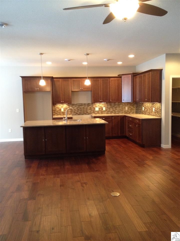3 Valley View Lane Duluth, MN 55811 - Photo 2 of 12 Gallery Image 2