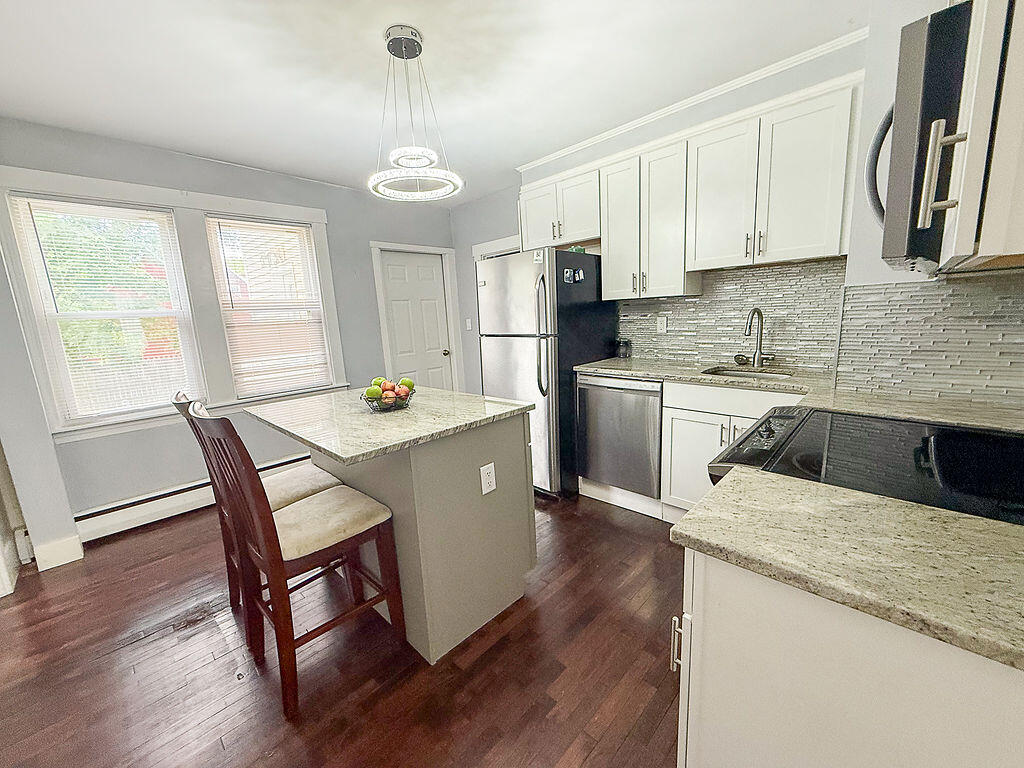36 Leeman Street, Unit 1 Portland, ME 04103 - Photo 8 of 16 IMG_3318