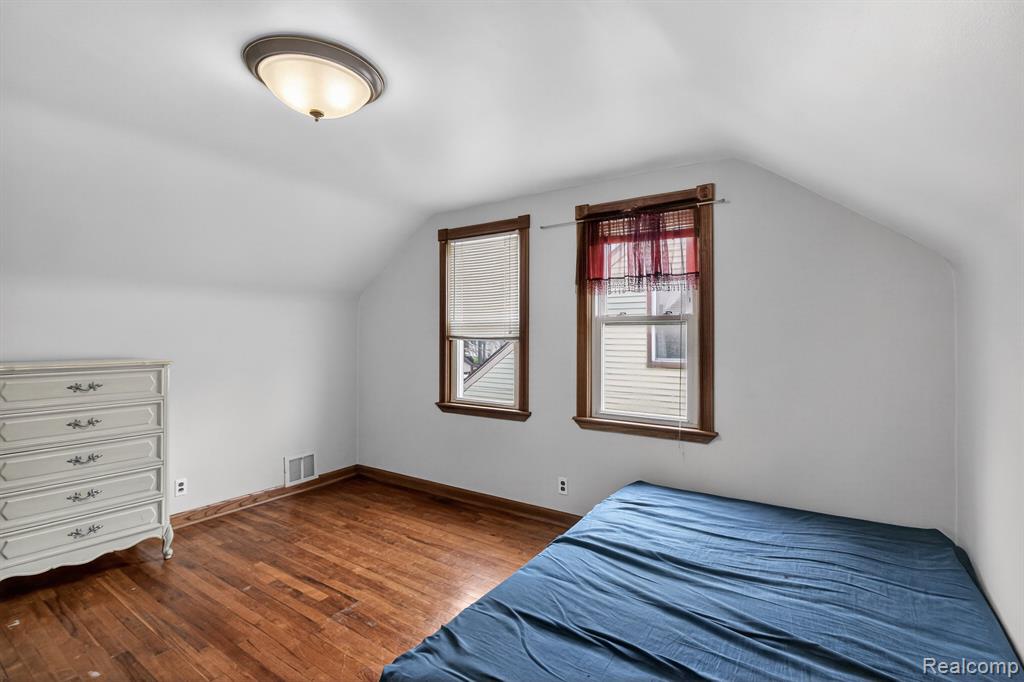 29901 Kelly Road Roseville, MI 48066 - Photo 19 of 43 Gallery Image 19