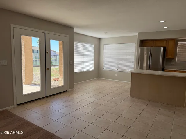 $2,100 | 2706 North 111th Lane, Avondale, AZ 85392