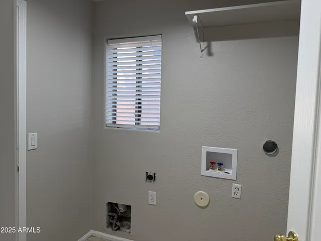 $2,100 | 2706 North 111th Lane, Avondale, AZ 85392