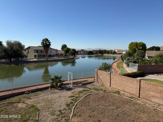 $2,100 | 2706 North 111th Lane, Avondale, AZ 85392