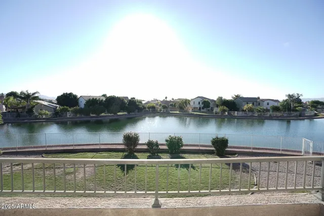 $2,100 | 2706 North 111th Lane, Avondale, AZ 85392