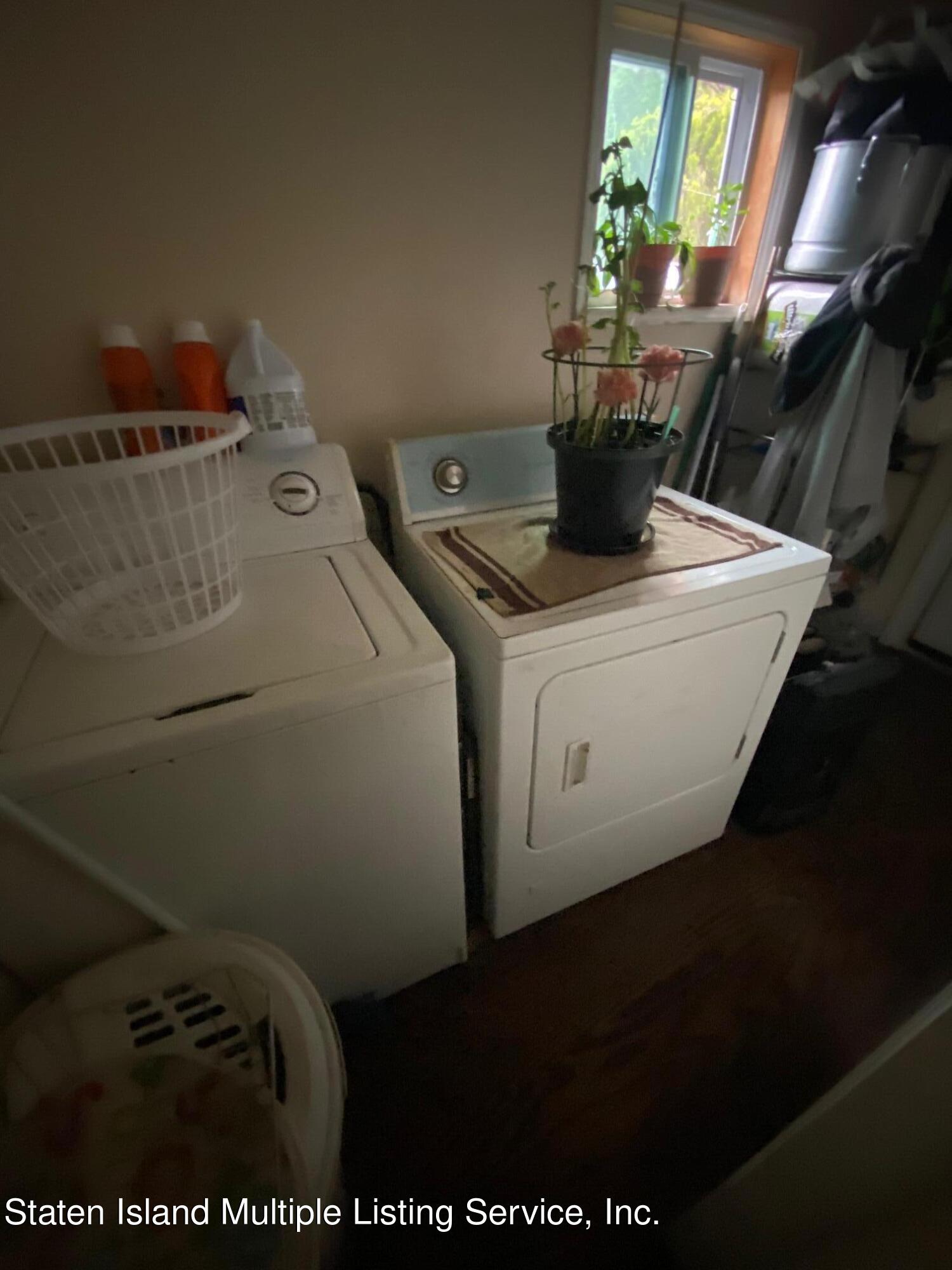 907 Richmond Road Staten Island, NY 10304 - Photo 6 of 17 RICHMOND RD 3