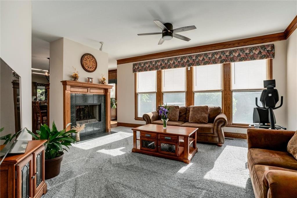 5501 Mullen Road Shawnee, KS 66216 - Photo 5 of 34