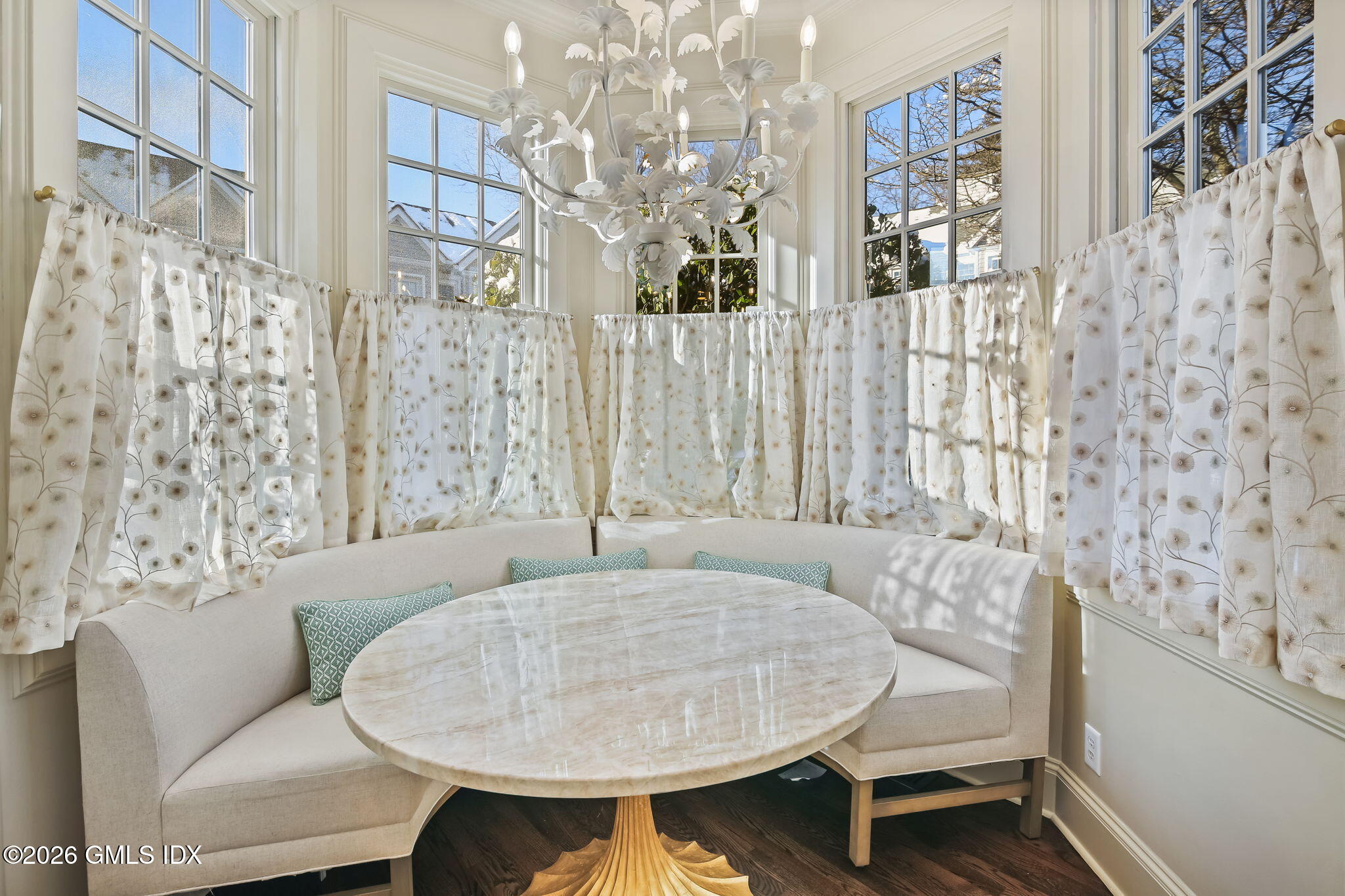 48 Spring Street, Unit 14 Greenwich, CT 06830 - Photo 9 of 25 Sunlit Breakfast Nook