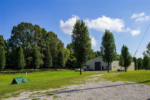 1933 Fain Cemetery Road Dandridge, TN 37725 - Photo 32 of 35 DETACHED GARAGE