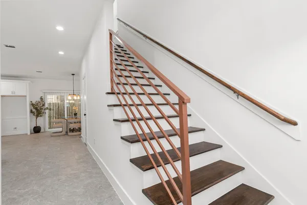 $299,000 | 1515 Egypt Street, Houston, TX 77009