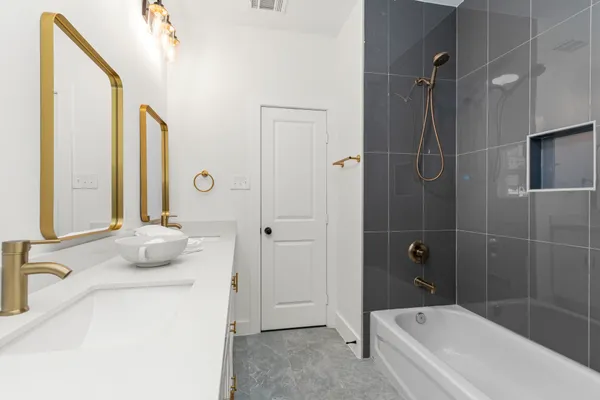 $299,000 | 1515 Egypt Street, Houston, TX 77009