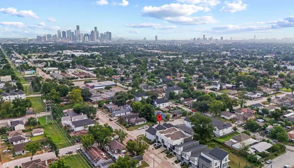 $299,000 | 1515 Egypt Street, Houston, TX 77009