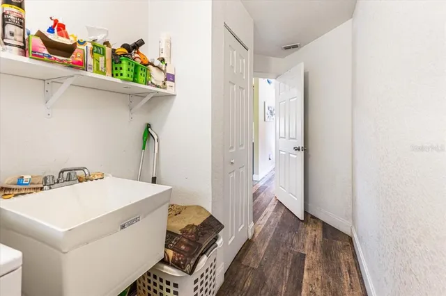 a front view of house with yard