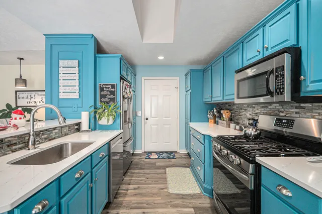 $465,000 | 241 Glendale Drive, Rockford, MI 49341