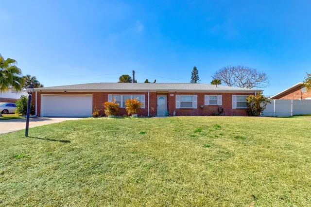 $270,000 | 888 West Coquina Drive, Daytona Beach, FL 32117