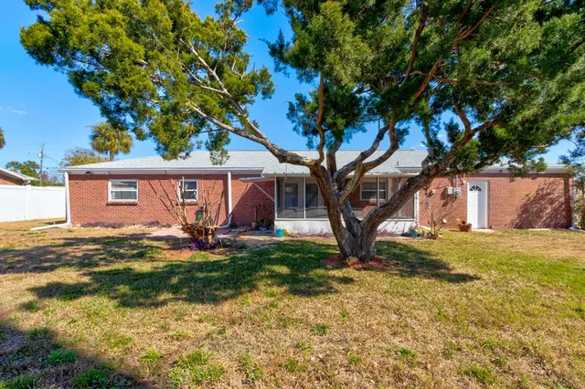 $270,000 | 888 West Coquina Drive, Daytona Beach, FL 32117