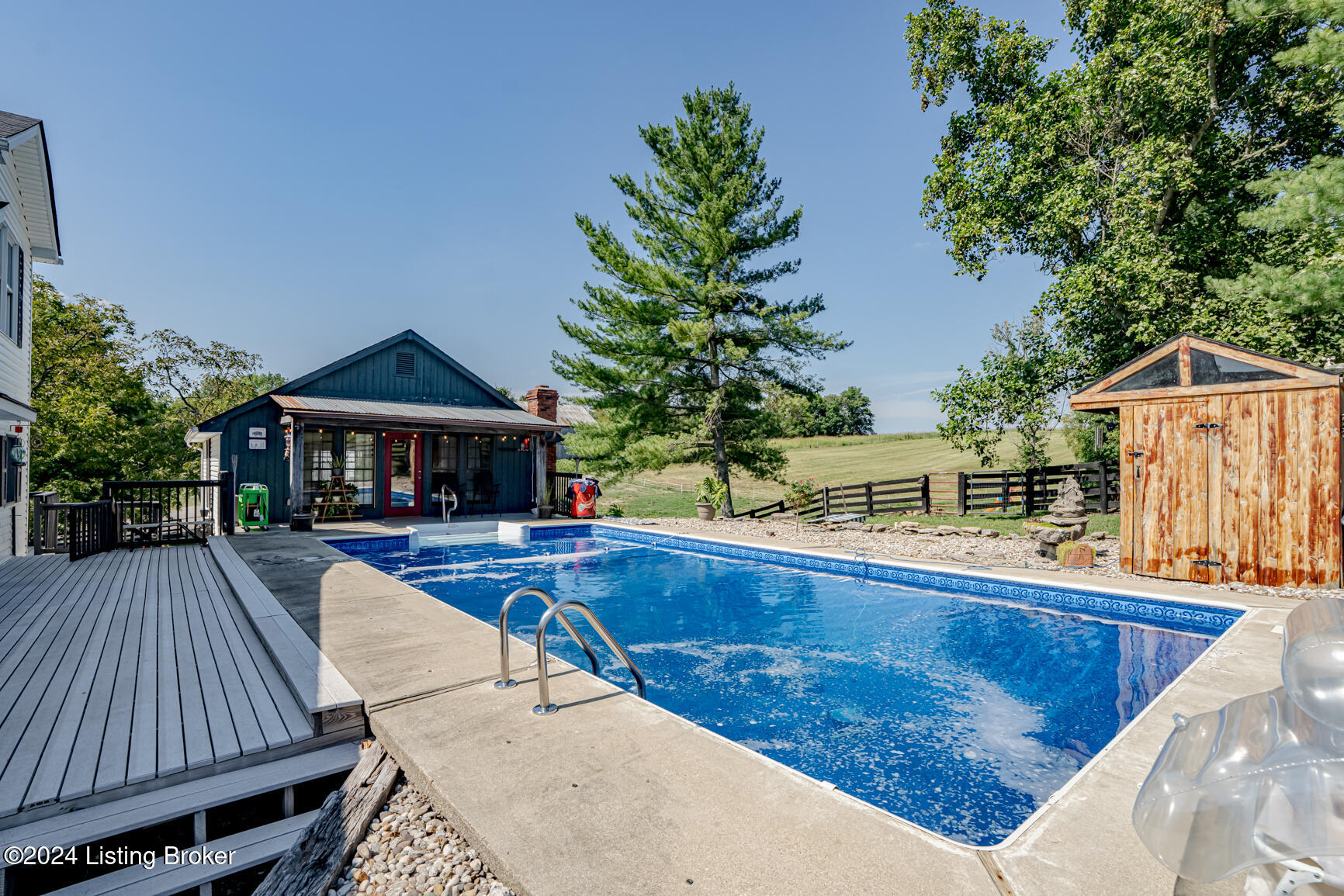 9240 Highgrove Road Bloomfield, KY 40008 - Photo 17 of 88 DSC03095