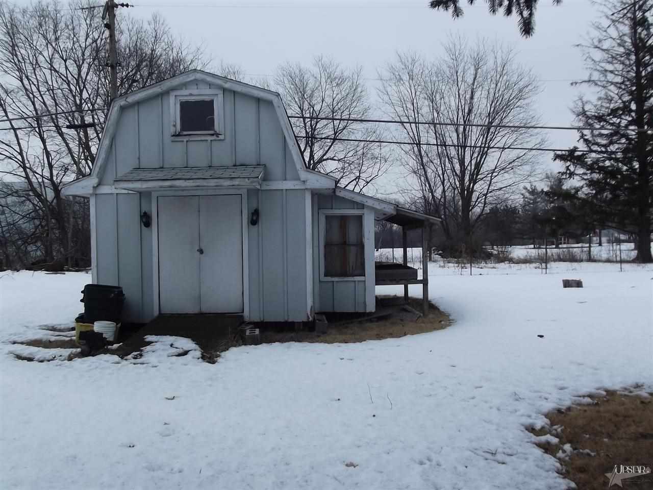 5140 Hatfield Road Fort Wayne, IN 46808 - Photo 3 of 20 Gallery Image 3