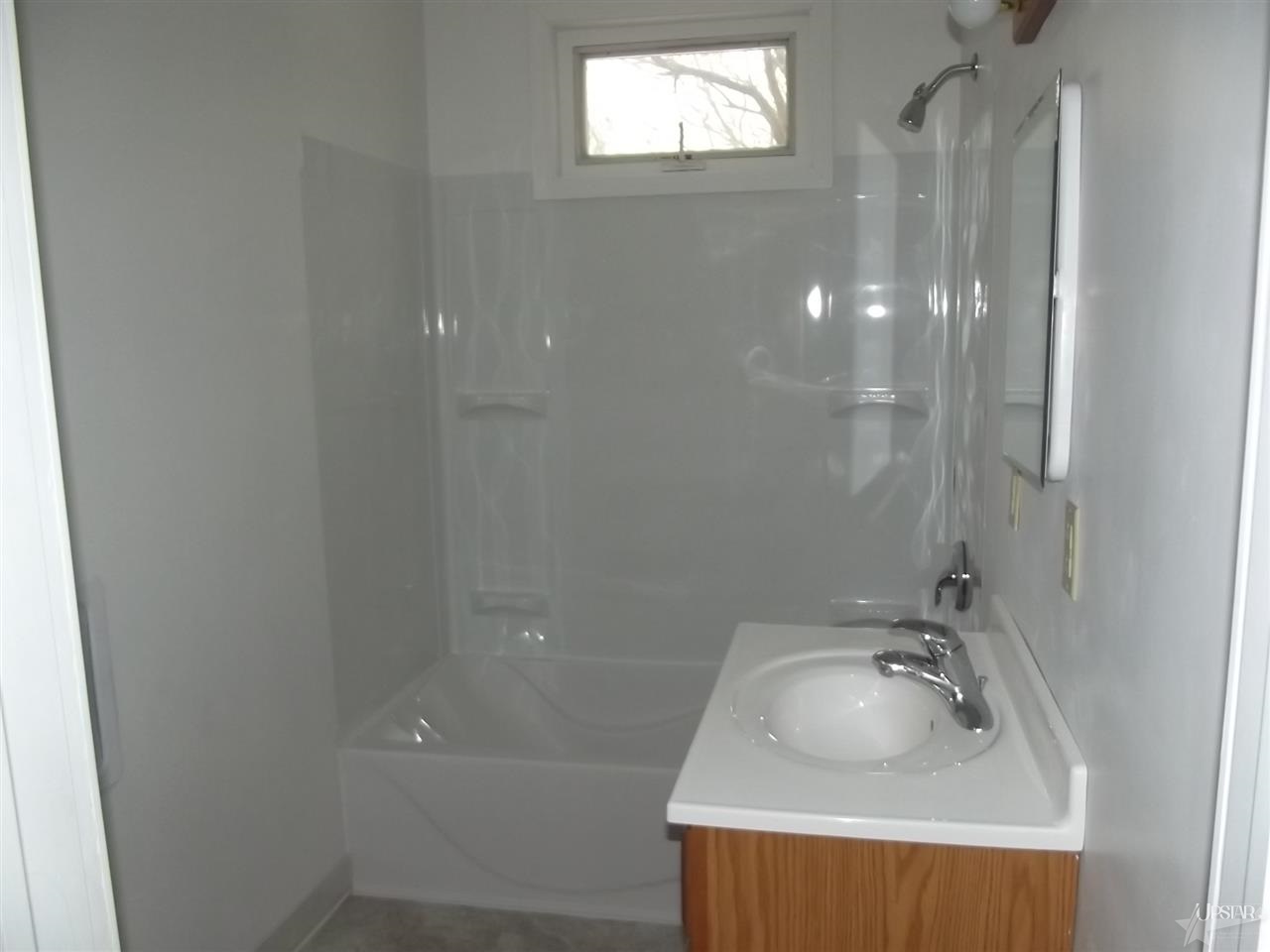 5140 Hatfield Road Fort Wayne, IN 46808 - Photo 8 of 20 Gallery Image 8