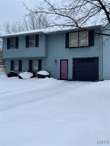 $179,900 | 3728 Pendulum Path, Clay, NY 13027