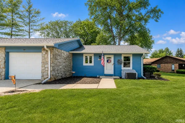$199,500 | 129 Wildwood Boulevard, New Castle, IN 47362