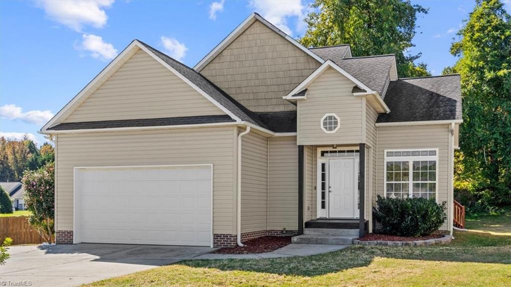 100 Princeton Crossing Thomasville, NC 27360 - Photo 1 of 36 Gallery Image 1