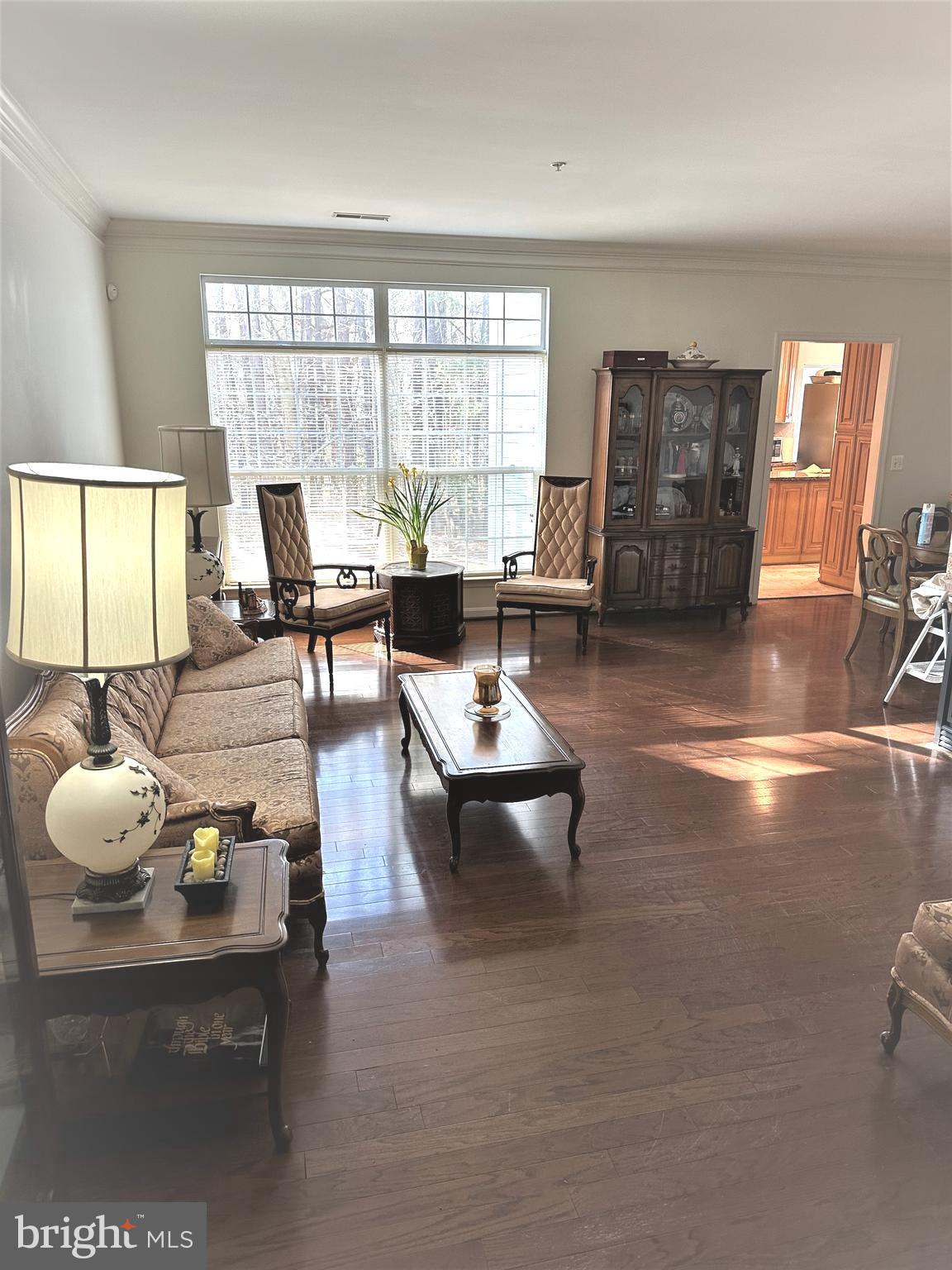 1352 Schooner Loop, Unit 1352 Solomons, MD 20688 - Photo 10 of 42 Livingroom