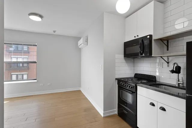 $1,269 | 6019 North Winthrop Avenue, Unit 209, Chicago, IL 60660