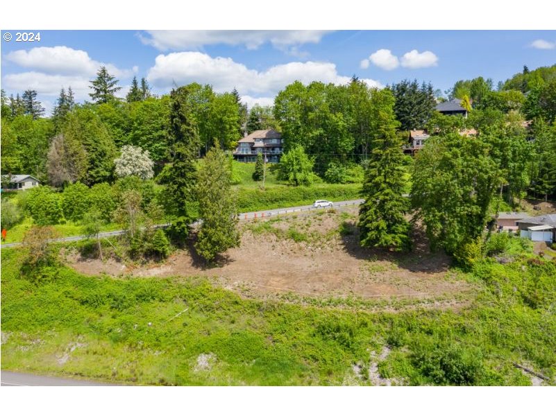 560 Northwest Brady Road Camas, WA 98607 - Photo 4 of 5