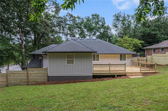 $2,650 | 1996 Briarwood Drive, Gainesville, GA 30501