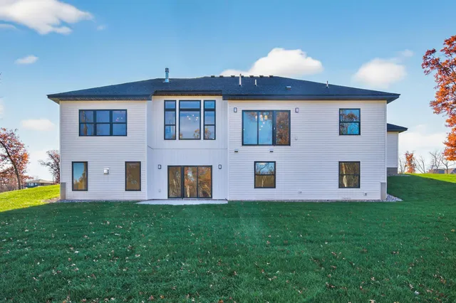 $1,050,000 | 973 200th Avenue Northwest, Cedar, MN 55011