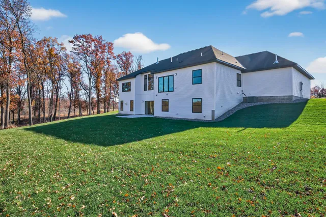 $1,050,000 | 973 200th Avenue Northwest, Cedar, MN 55011