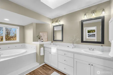 $1,599,000 | 22525 Southeast 15th Place, Sammamish, WA 98075