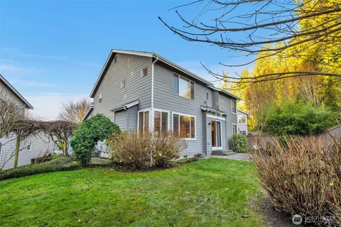 $1,599,000 | 22525 Southeast 15th Place, Sammamish, WA 98075