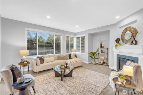 $1,599,000 | 22525 Southeast 15th Place, Sammamish, WA 98075