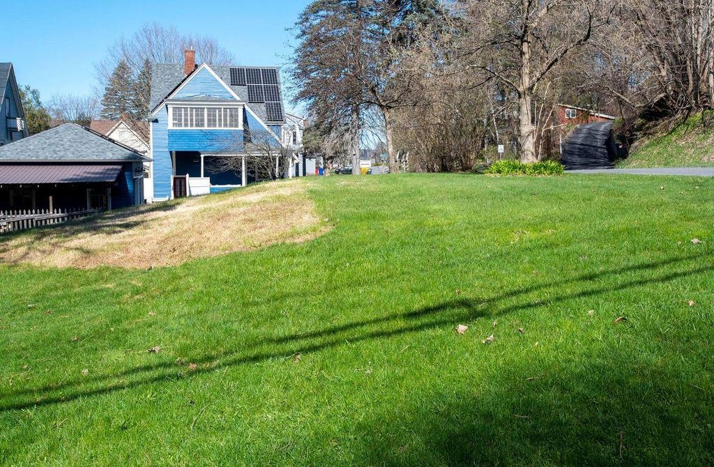 15 Walnut Street Barre, VT 05641 - Photo 31 of 40 Gallery Image 31
