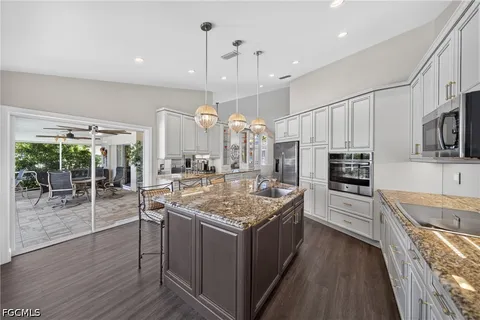 $850,000 | 1425 Southwest 50th Street, Cape Coral, FL 33914
