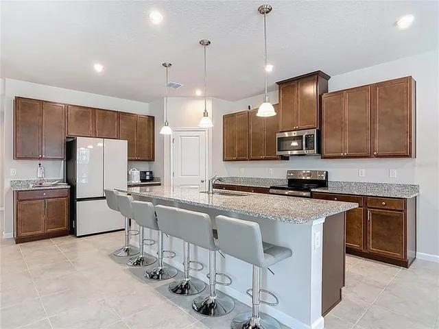 $499,000 | 121 Eagle Hbr Way, Daytona Beach, FL 32124