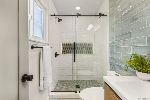 $915,000 | 4948 Luna Drive, Oceanside, CA 92057