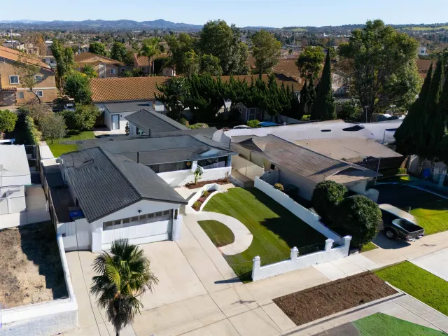 $915,000 | 4948 Luna Drive, Oceanside, CA 92057