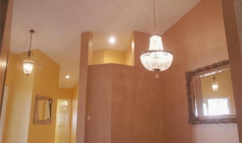 8368 Vía Serena Boca Raton, FL 33433 - Photo 5 of 10 Via Serena Ceilings