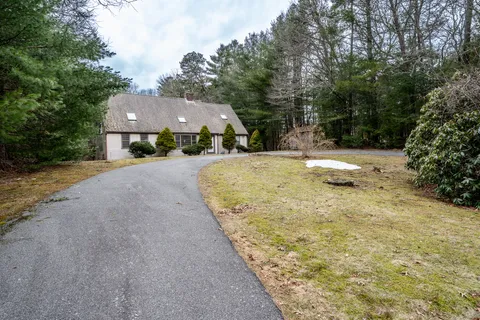 $759,000 | 192 Sandy Valley Road, Marstons Mills, MA 02648