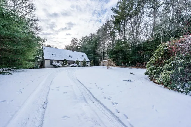 $783,000 | 192 Sandy Valley Road, Marstons Mills, MA 02648