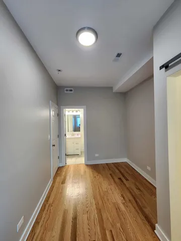 $2,200 | 6321 South Eberhart Avenue, Unit 1, Chicago, IL 60637