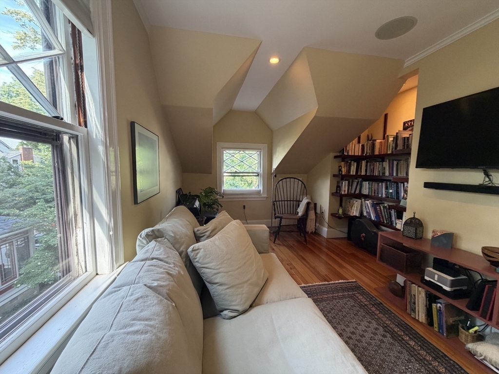35 Prince Street Boston, MA 02130 - Photo 12 of 28