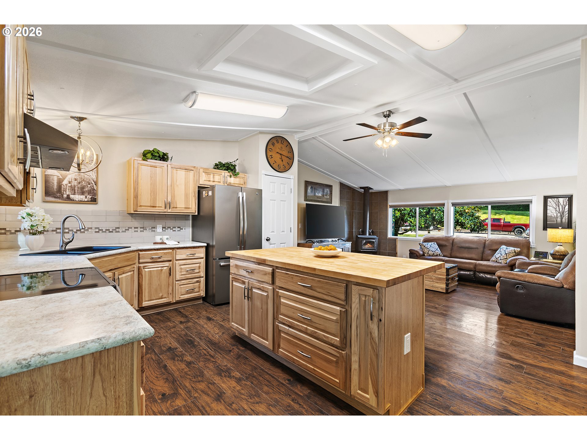 20341 Southeast Helzer Way Damascus, OR 97089 - Photo 10 of 44 Kitchen