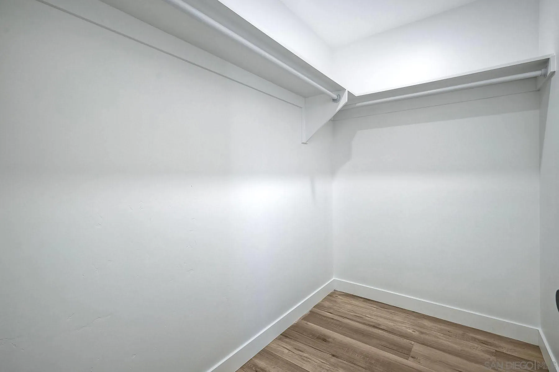 573 Florida Street Imperial Beach, CA 91932 - Photo 11 of 37 a view of small space