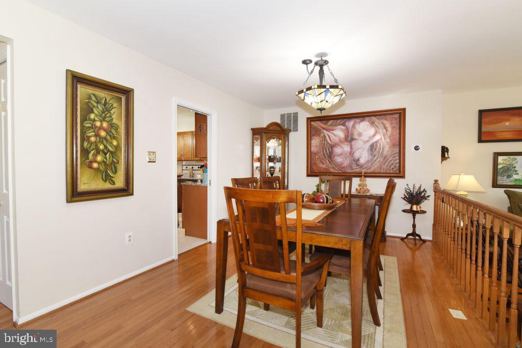 4851 Carriagepark Road Fairfax, VA 22032 - Photo 7 of 25 Gallery Image 7